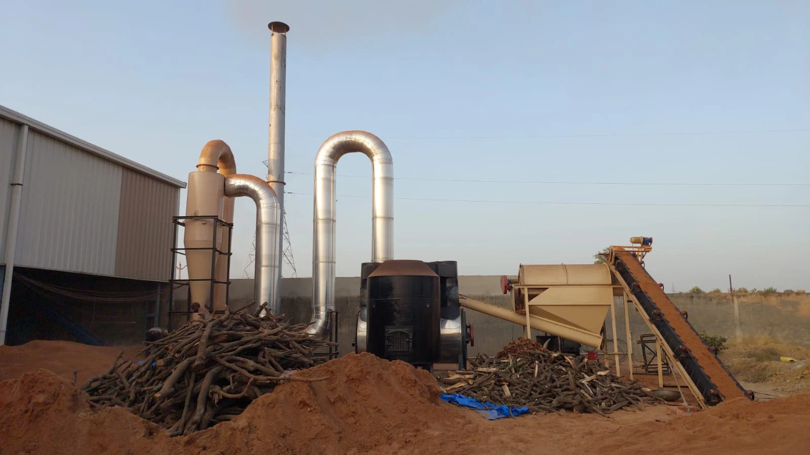 High-capacity biomass drying plant